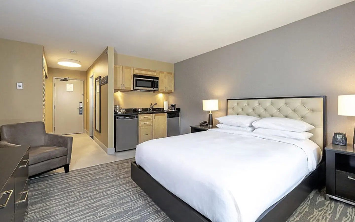 Hilton Whistler Resort & Spa ROOM_EXAMPLE