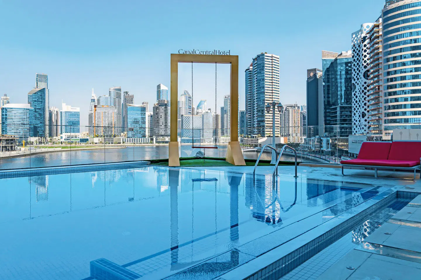 Canal Central Hotel Business Bay OUTDOOR_POOL