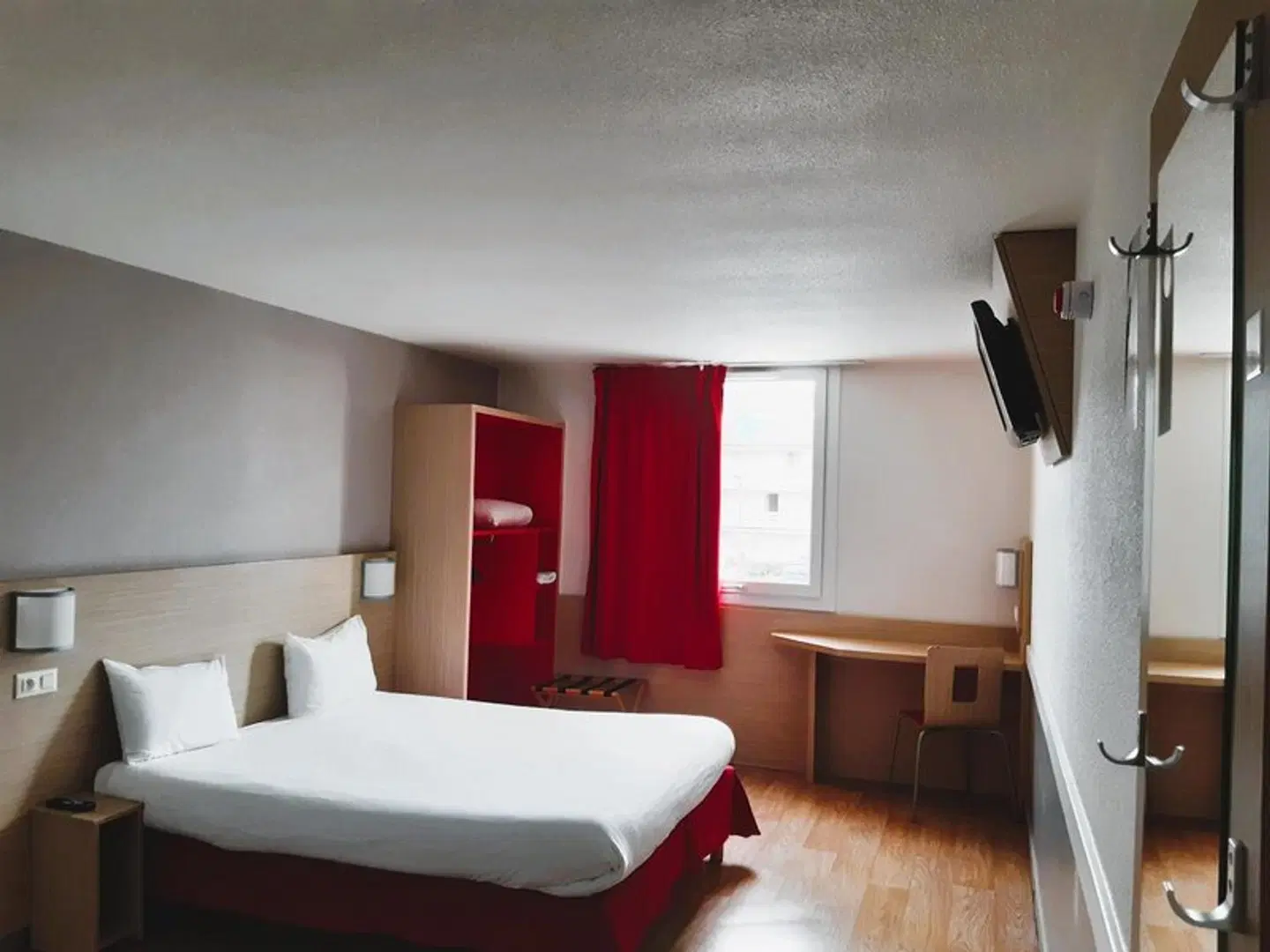 B&B HOTEL Saint-Witz Roissy ROOM_EXAMPLE