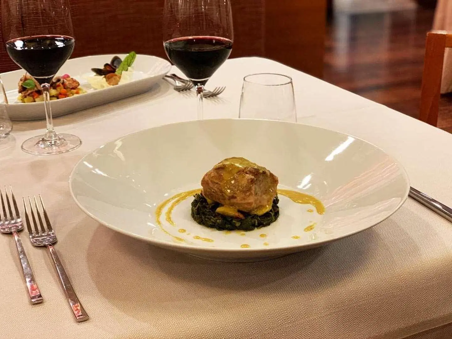 Carlton Restaurant