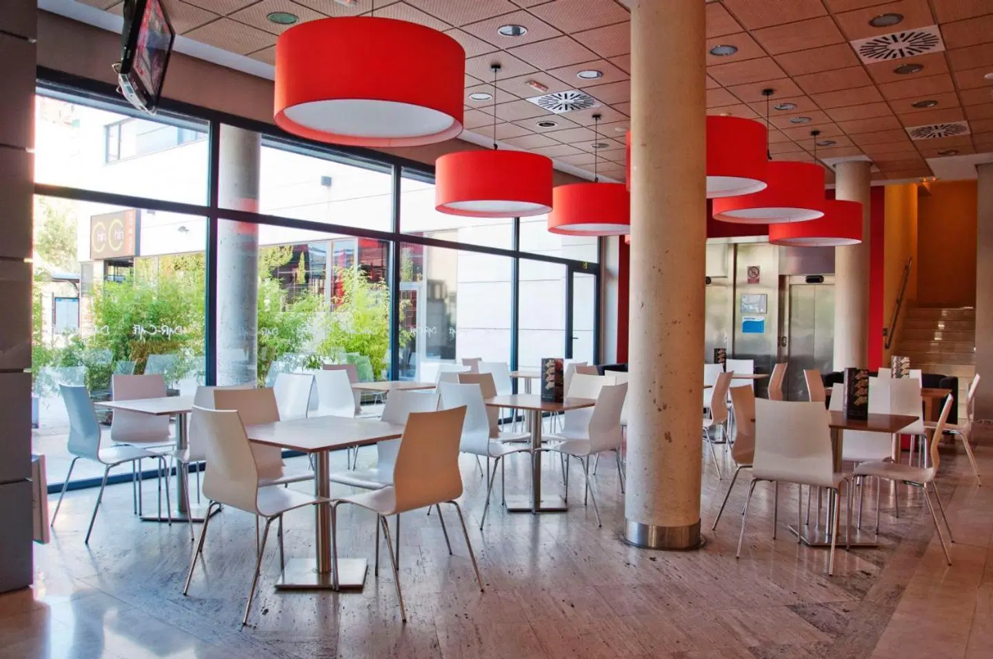 Travelodge Torrelaguna LOUNGE_LOBBY