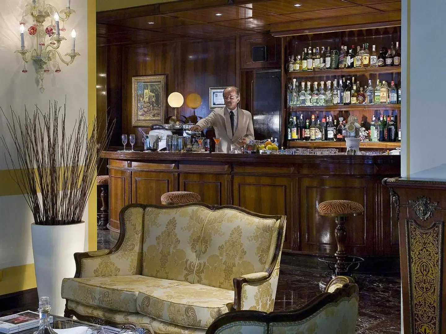 Universal Terme Bar