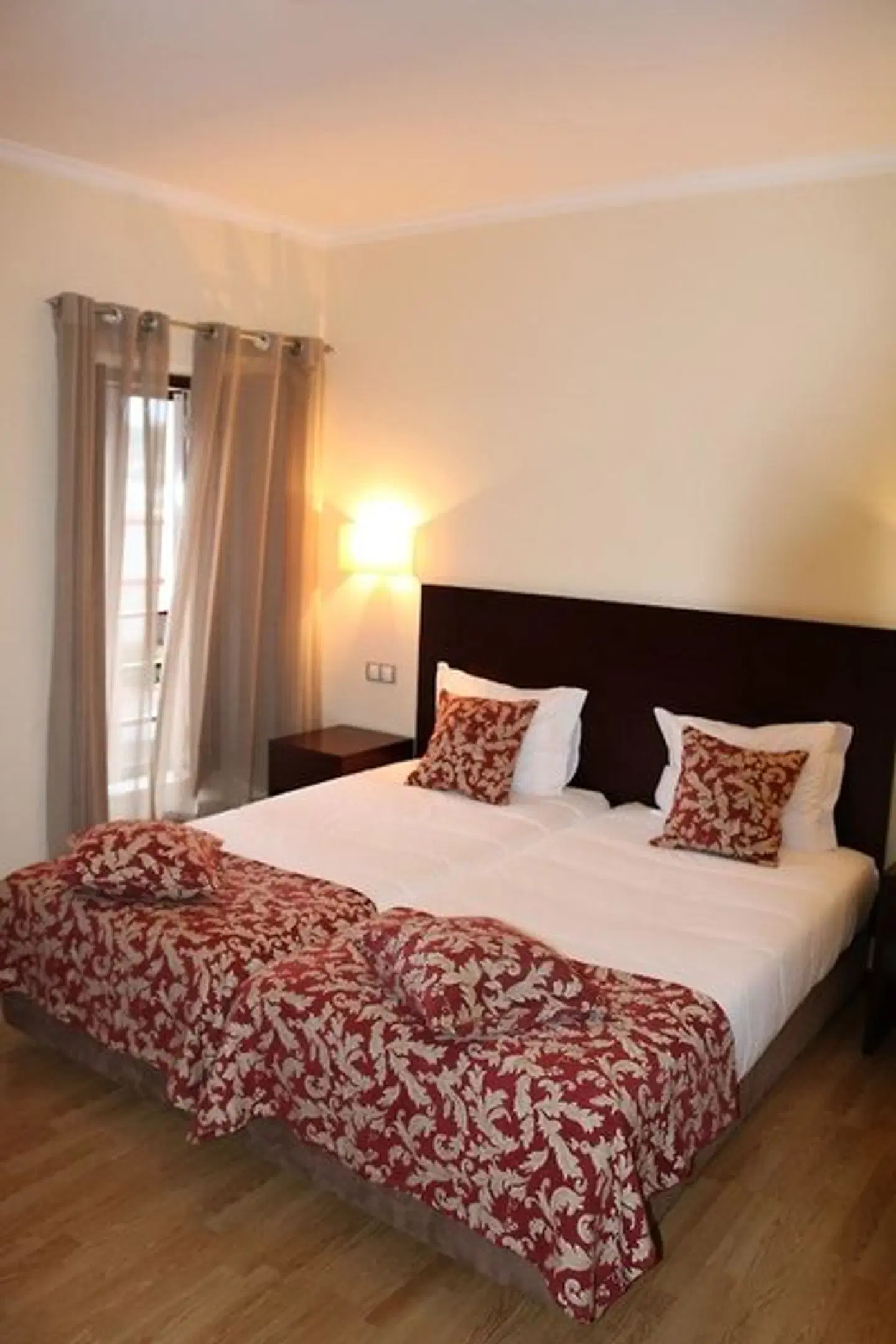 Lafoes ROOM_EXAMPLE