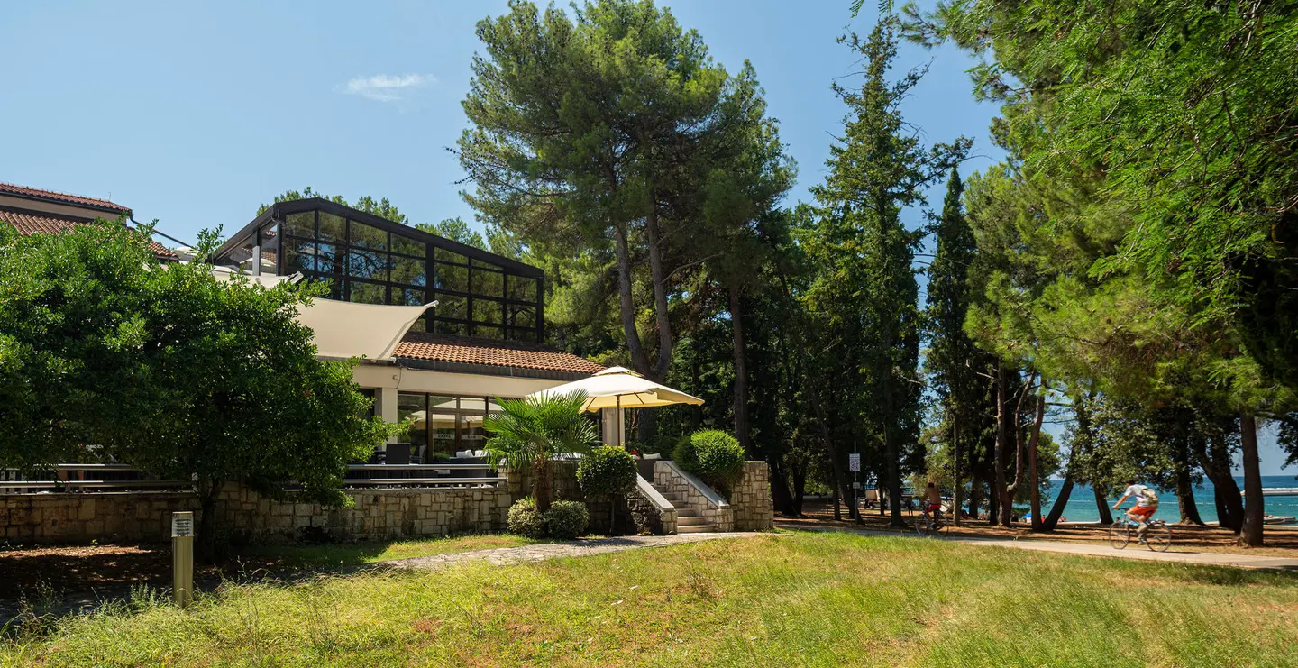 Flores Garten