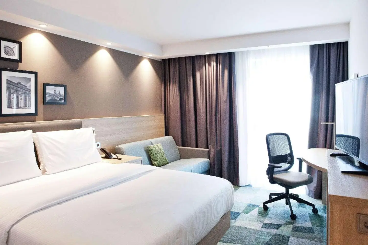 Hampton By Hilton Berlin City East Side Gallery ROOM_EXAMPLE