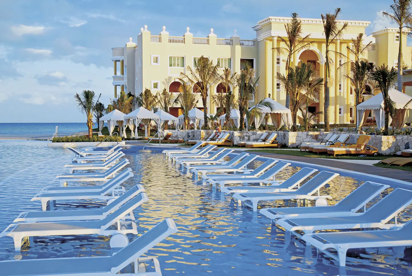 JOIA Paraíso by Iberostar OUTDOOR_POOL