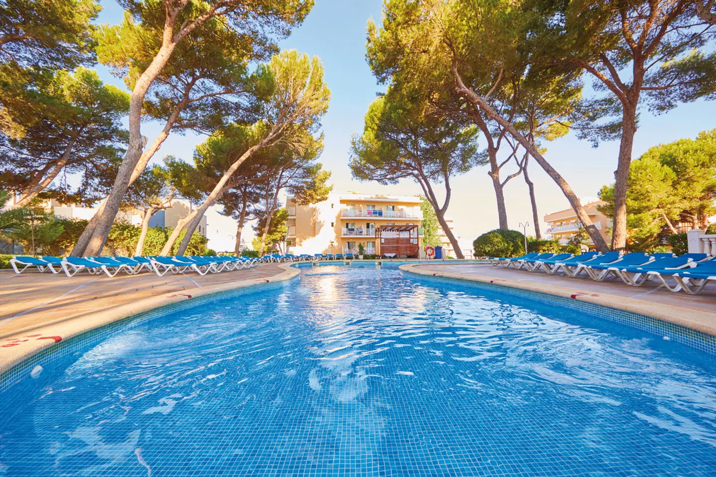 MLL Palma Bay Club Resort OUTDOOR_POOL