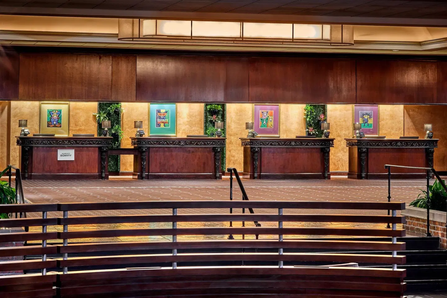 Sheraton New Orleans Hotel Bar
