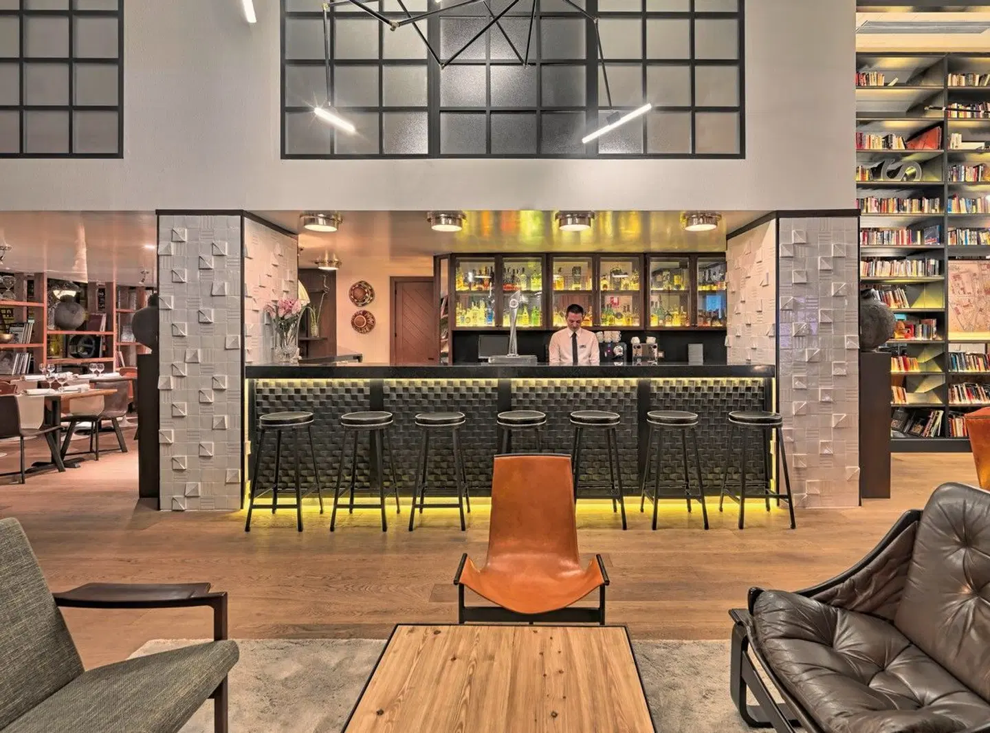 H10 Tribeca Bar