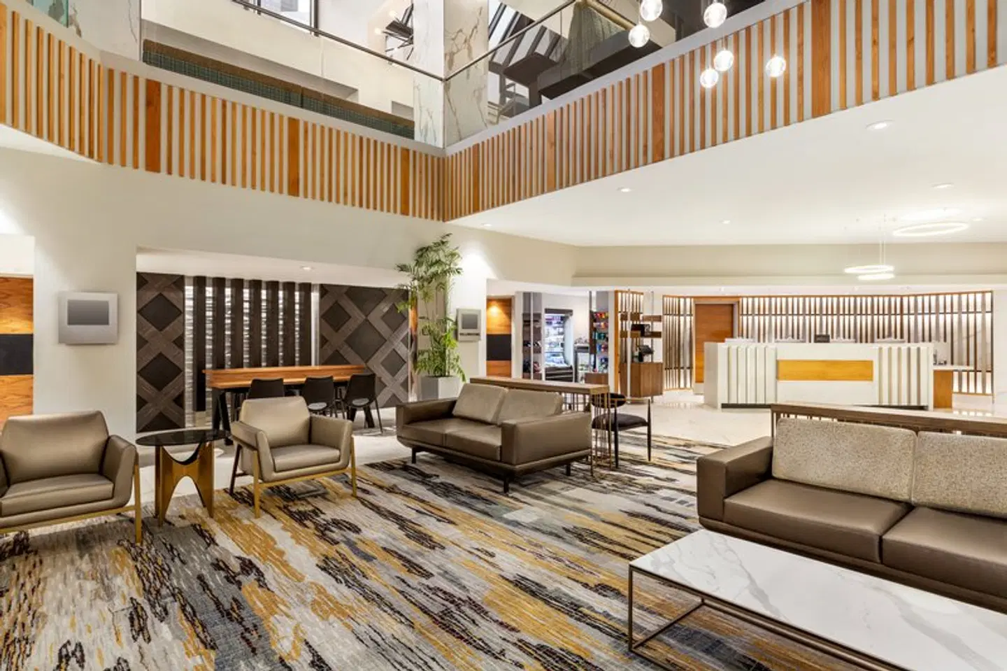 Crowne Plaza Seattle Downtown Area by IHG LOUNGE_LOBBY