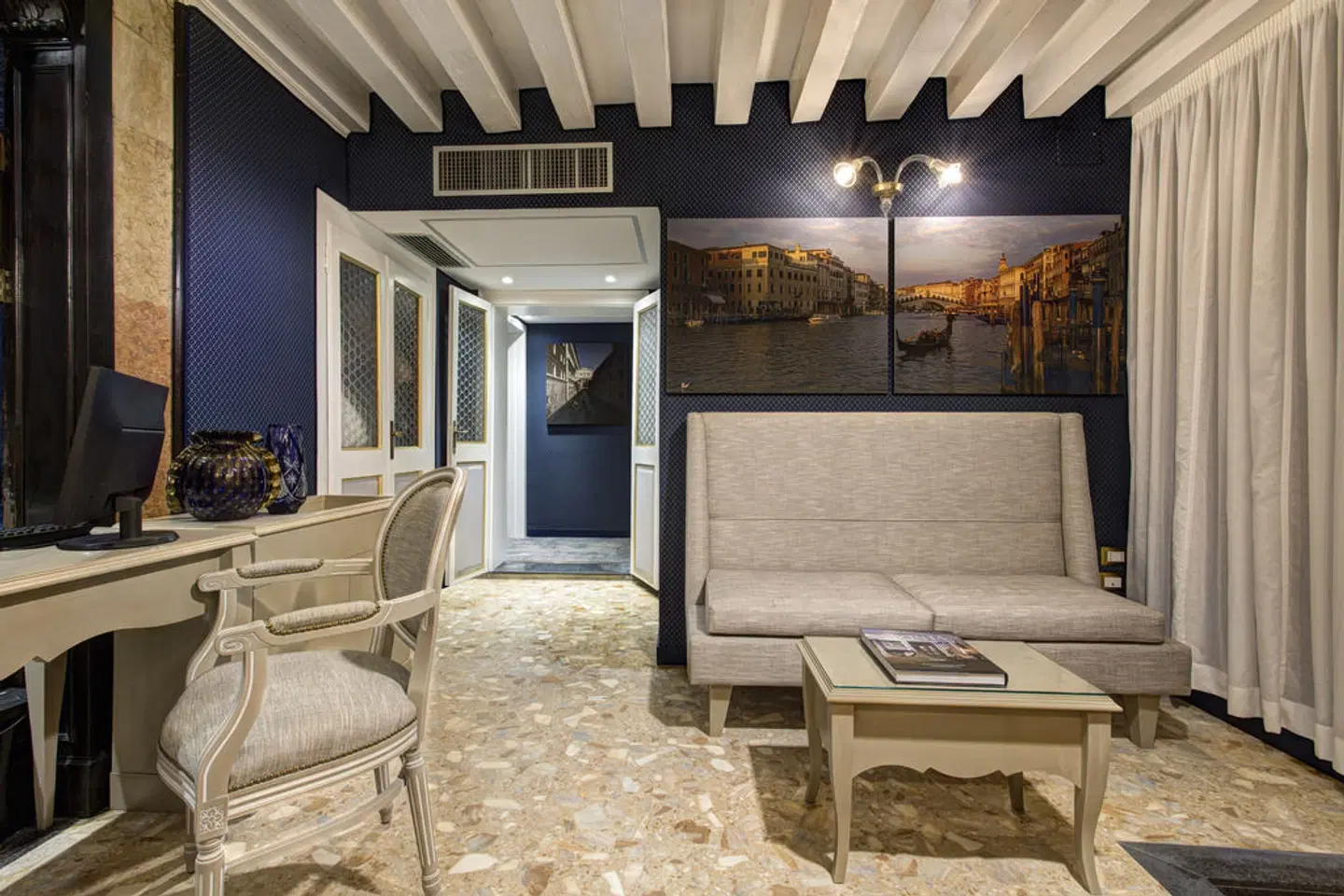 GKK Exclusive Private Suites Ca' Arco Antico ROOM_EXAMPLE
