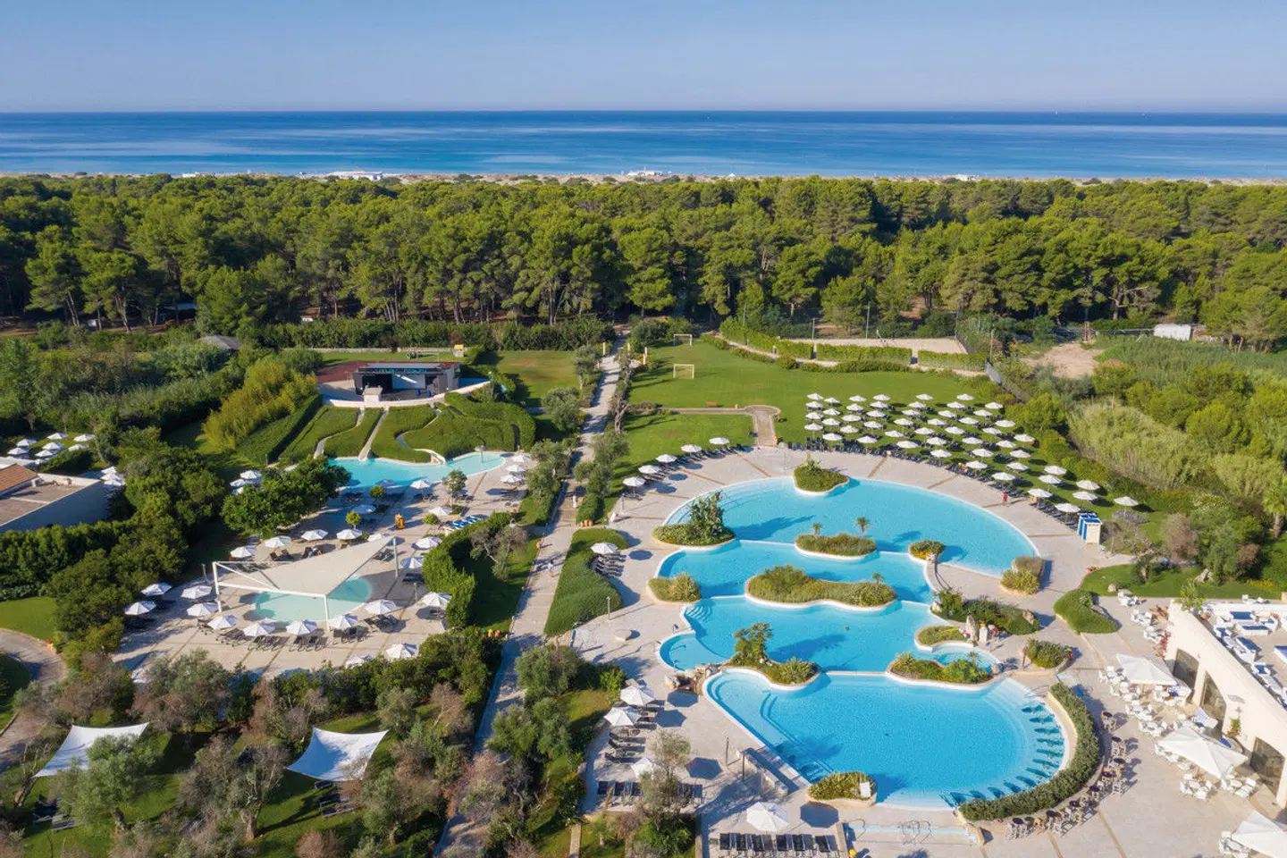 Vivosa Apulia Resort OUTDOOR_POOL