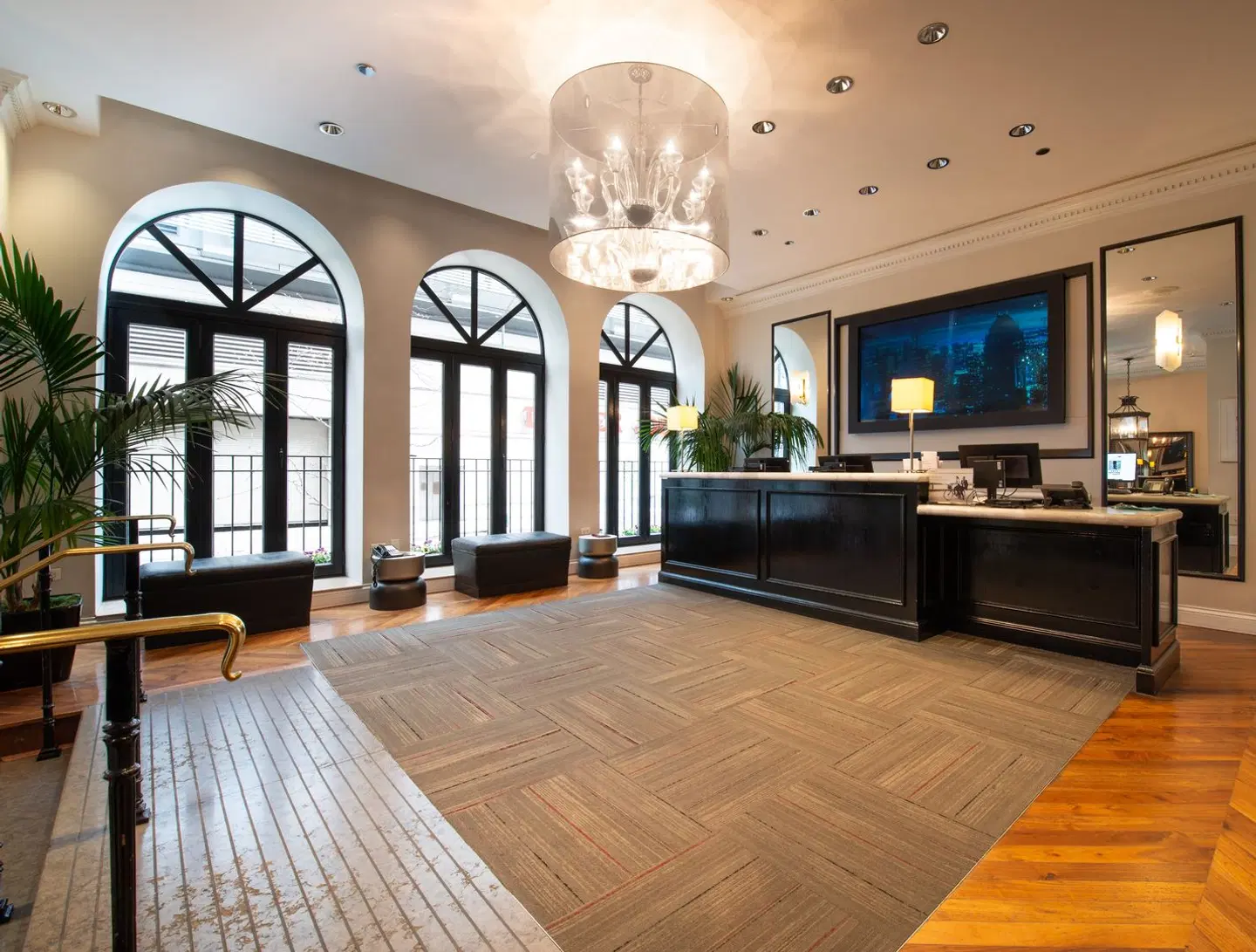 Cass - A Holiday Inn Express at Magnificent Mile LOUNGE_LOBBY