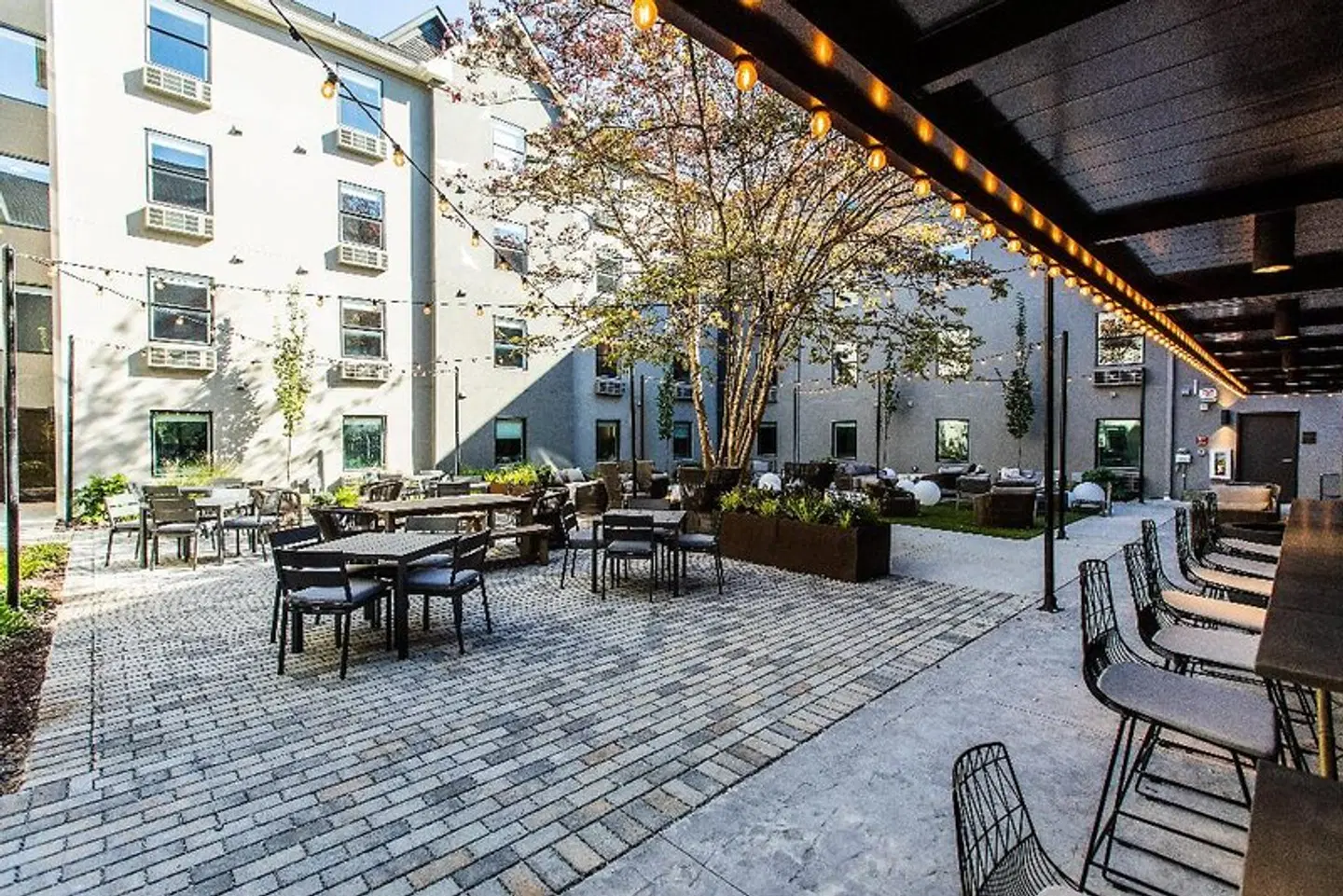 Red Roof Inn & Suites Atlanta - Midtown Terrasse