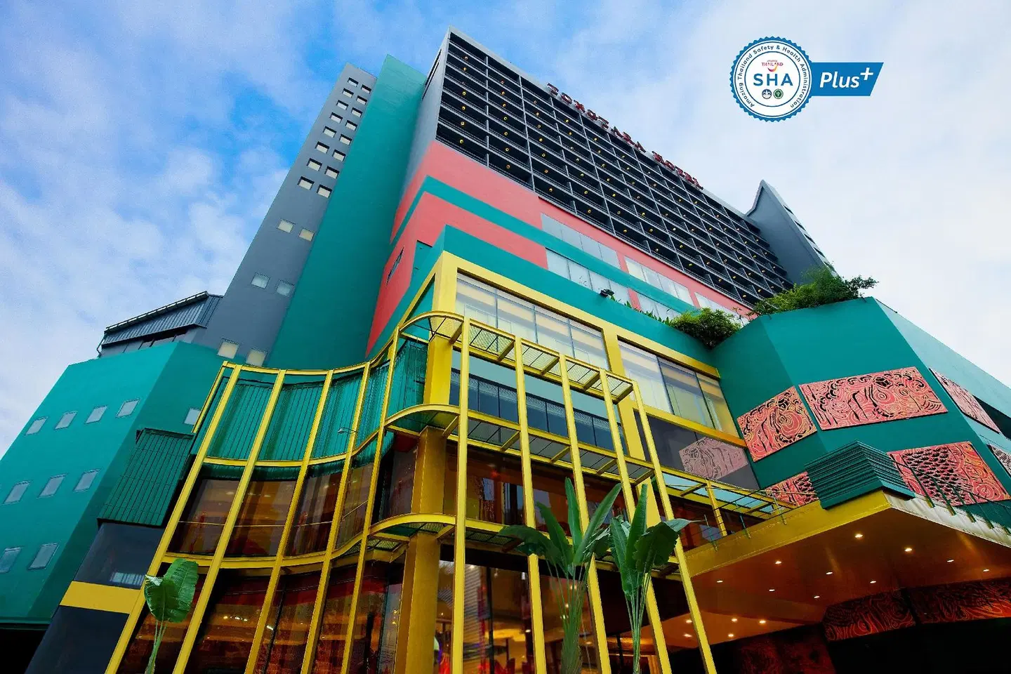 Tongtara Riverview Hotel EXTERIOR