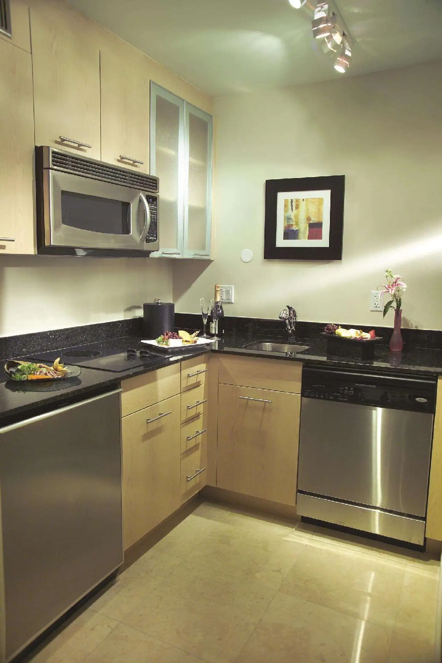 Gallery ONE - A DoubleTree Suites by Hilton Hotel ROOM_EXAMPLE