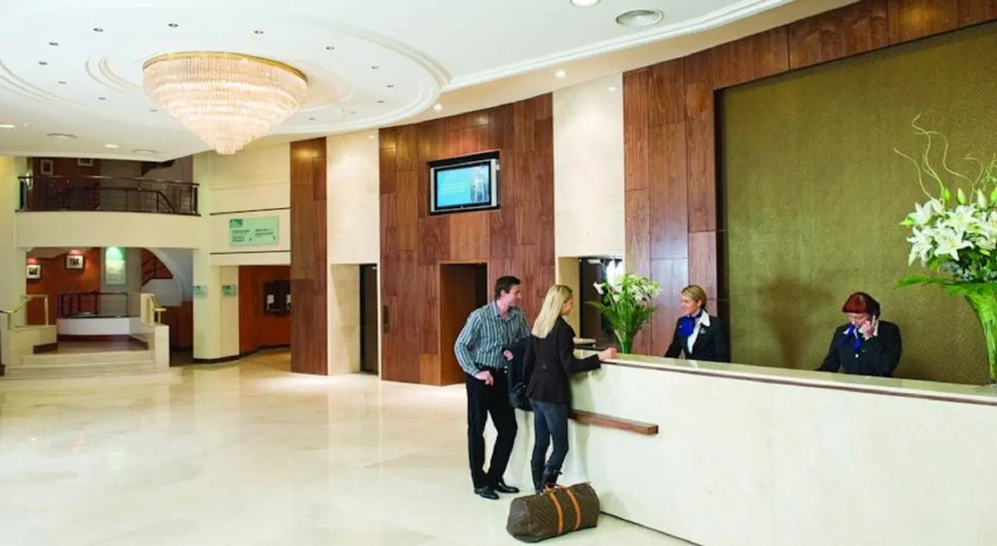 Europa Belfast LOUNGE_LOBBY