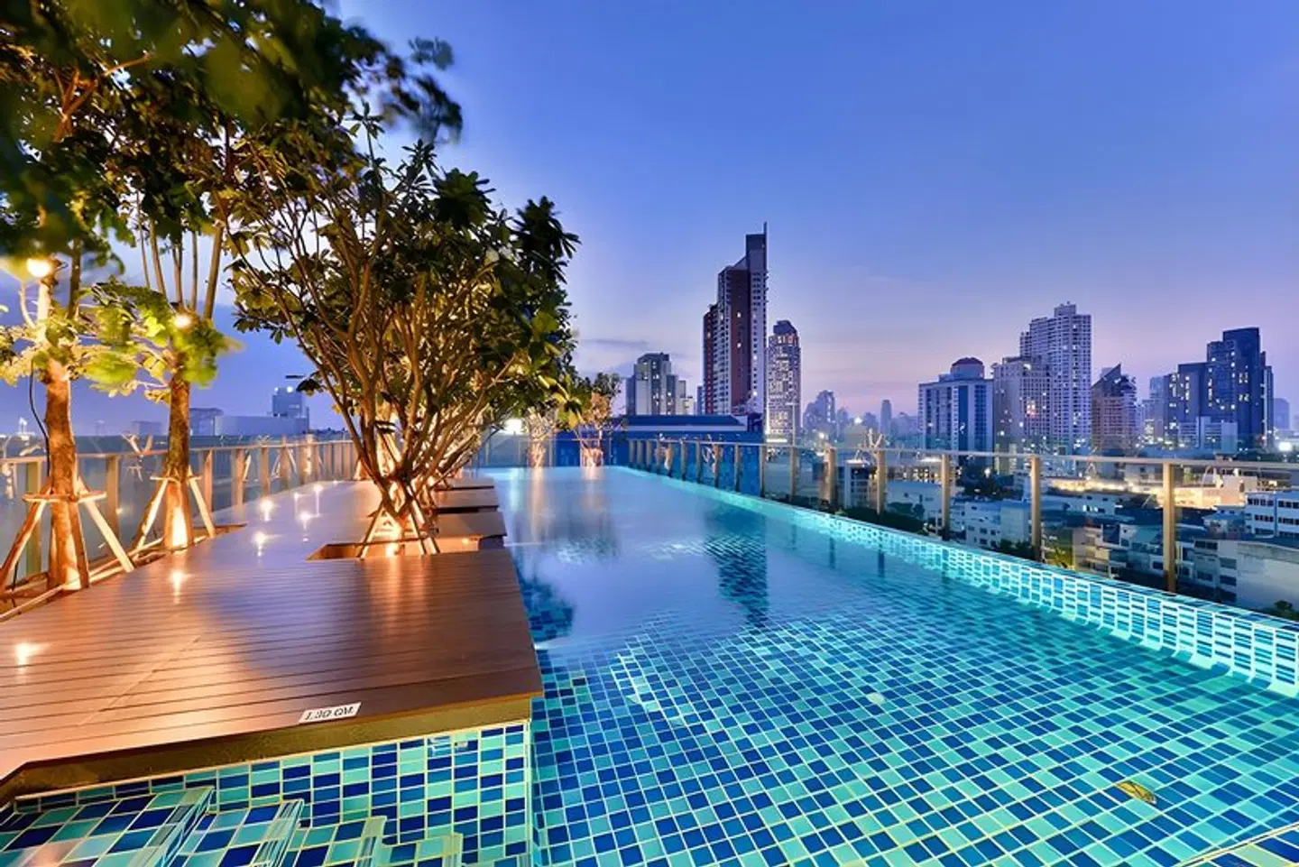 Civic Horizon Hotel & Residence OUTDOOR_POOL
