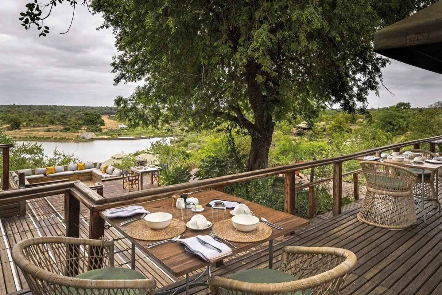 Simbavati Safari Lodges Terrasse