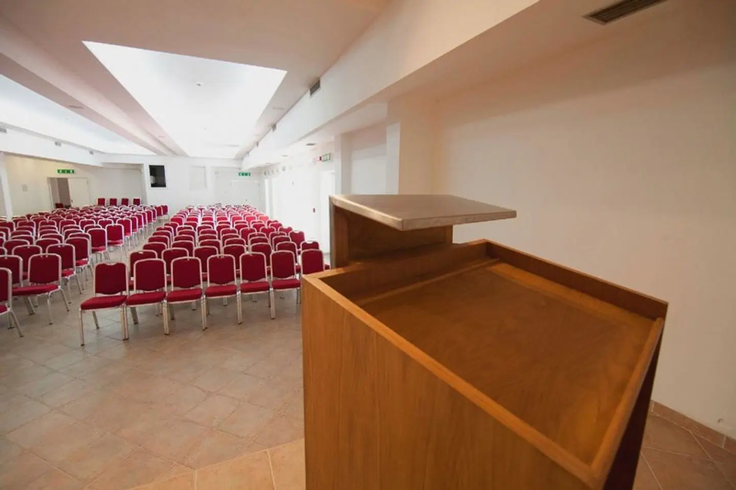 Club Esse Roccaruja Konferenz