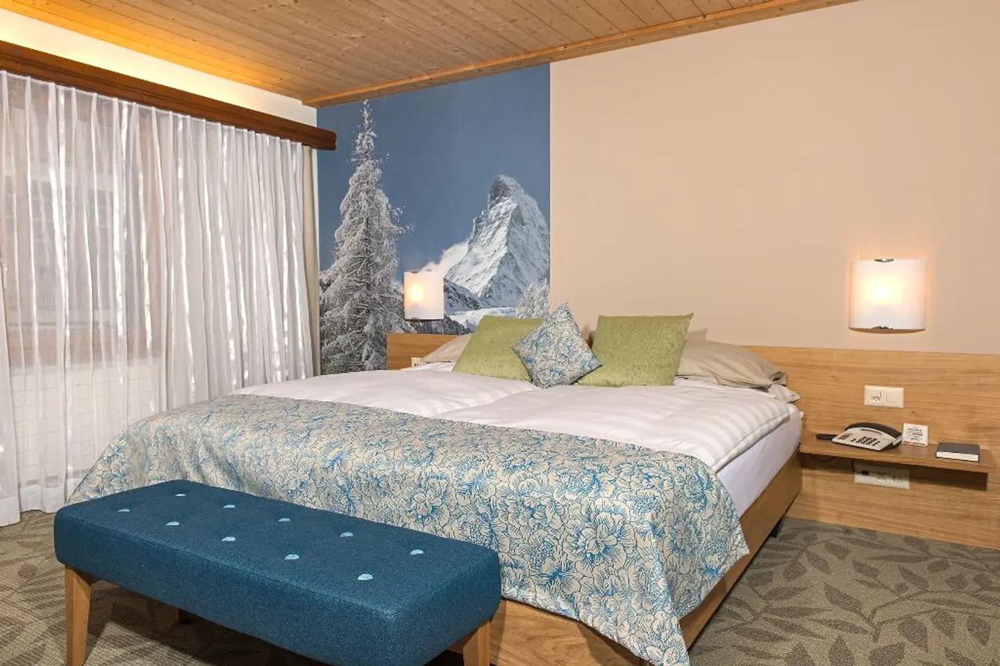 Simi ROOM_EXAMPLE