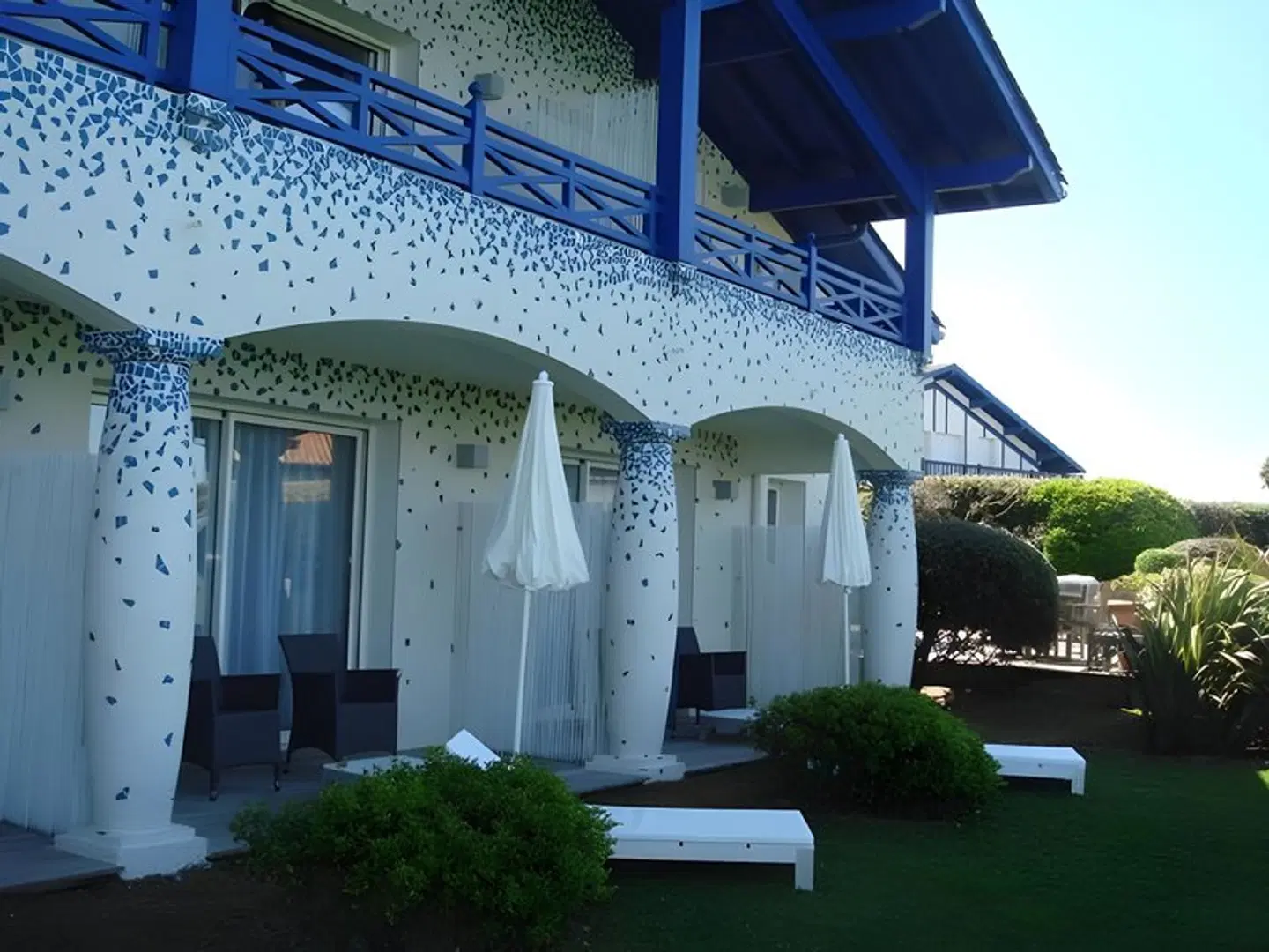 Villa L'Arche EXTERIOR