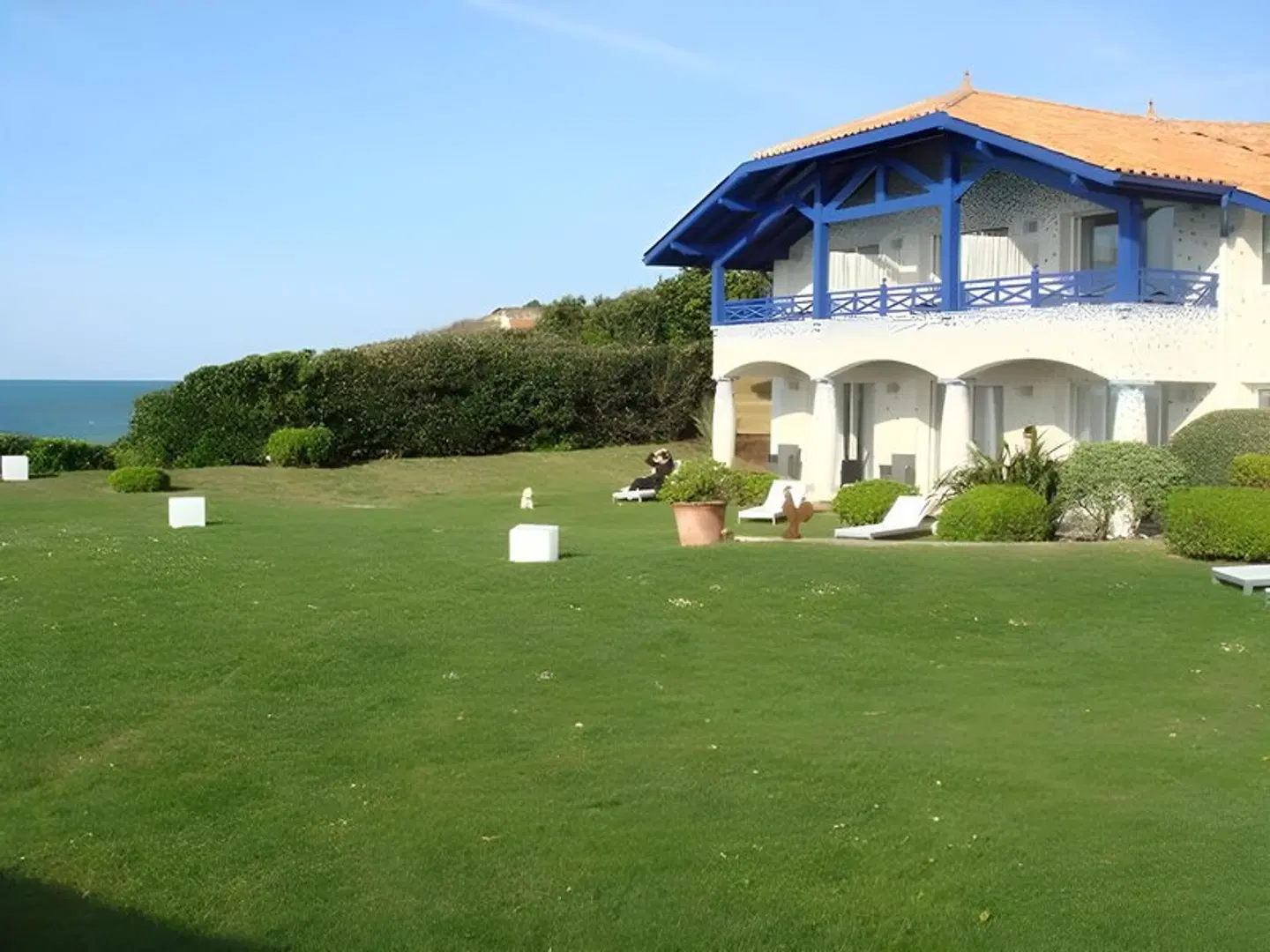 Villa L'Arche EXTERIOR