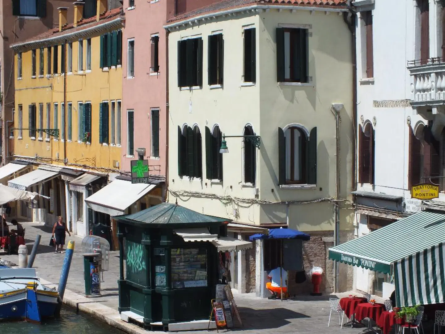 Leone Hotel EXTERIOR