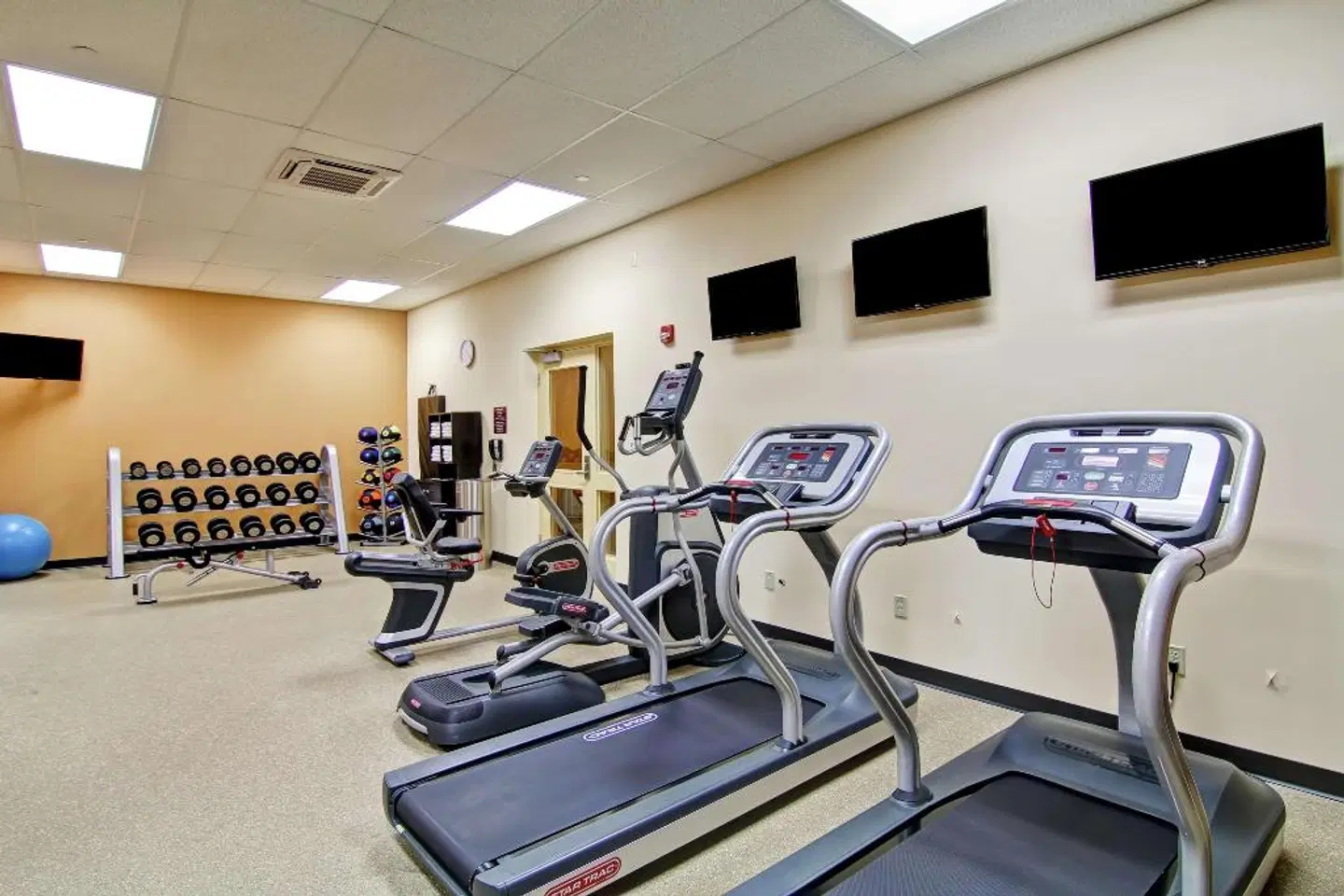 Hilton Garden Inn Ottawa Airport SPORTS_AND_LEISURE