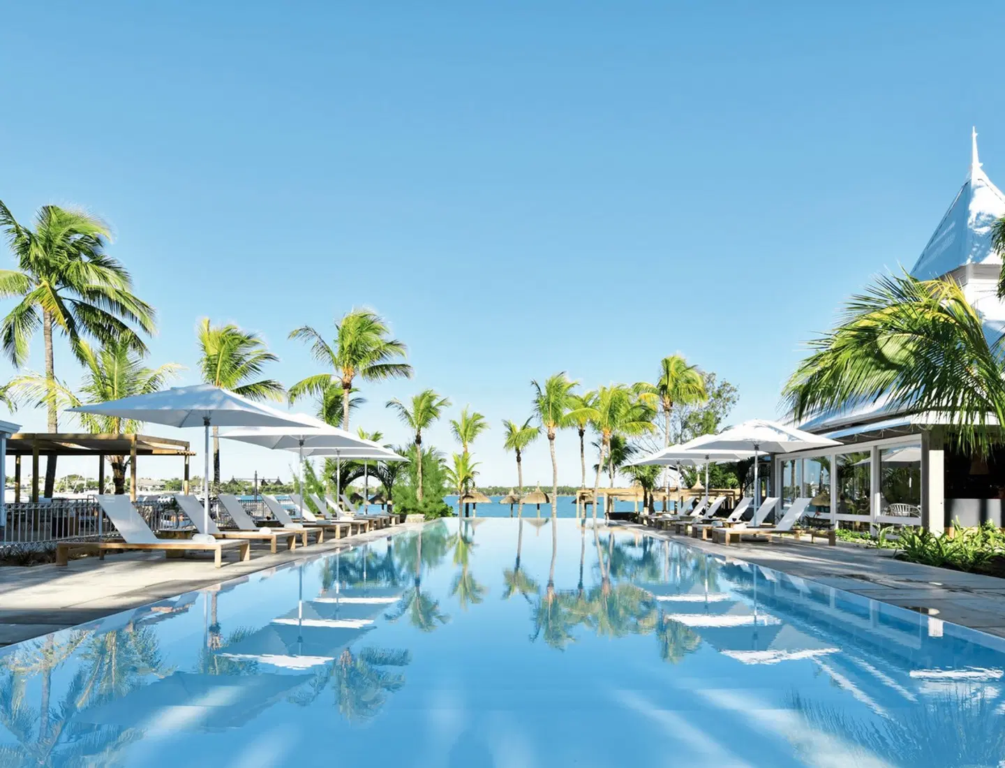 Veranda Grand Baie Hotel & Spa OUTDOOR_POOL