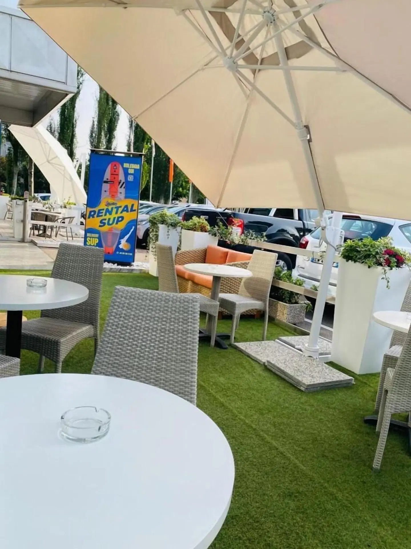 Krystal Terrasse