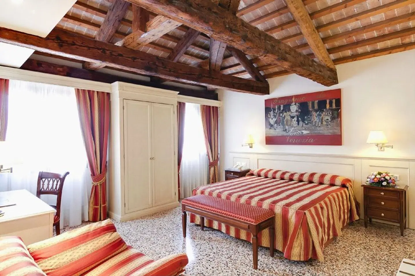 Bella Venezia ROOM_EXAMPLE