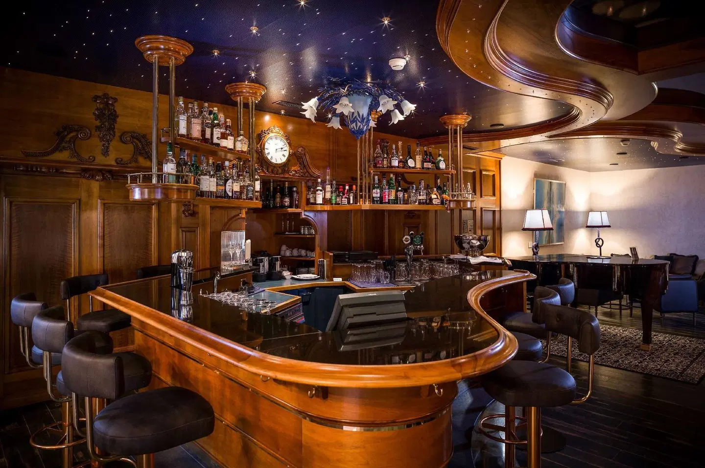 Zermatterhof Bar