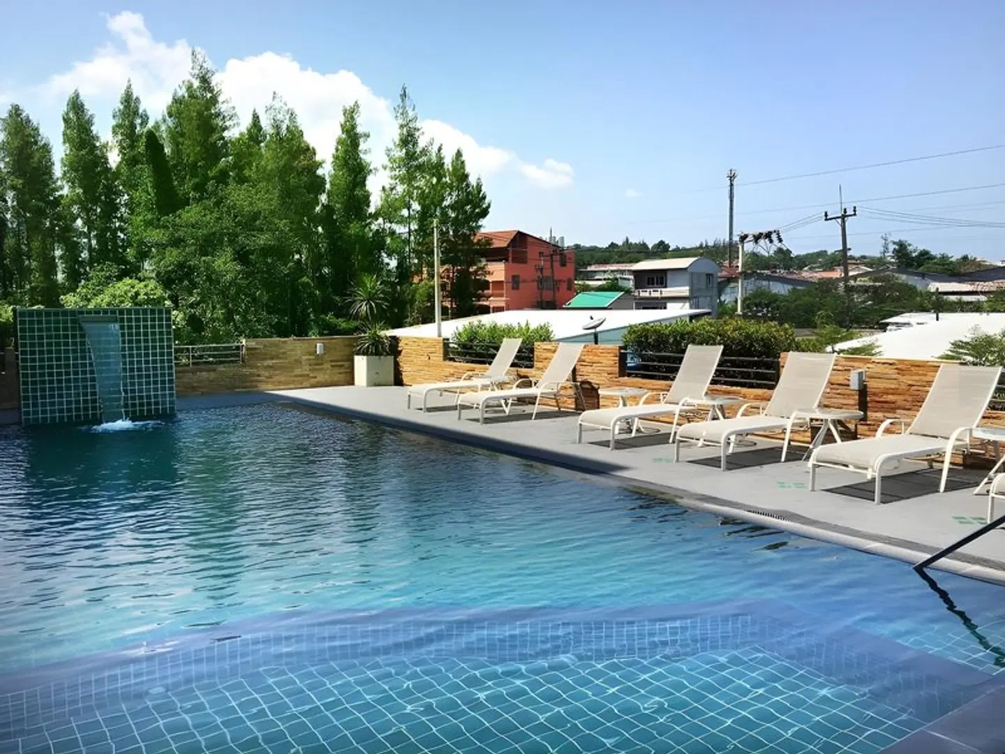 CA Residence OUTDOOR_POOL