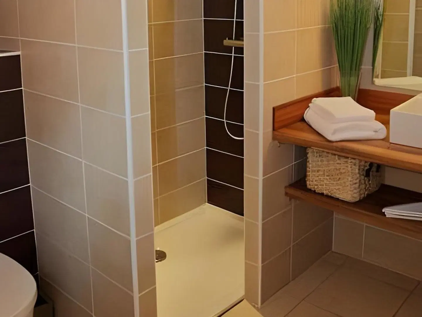 Les Olivades Badezimmer