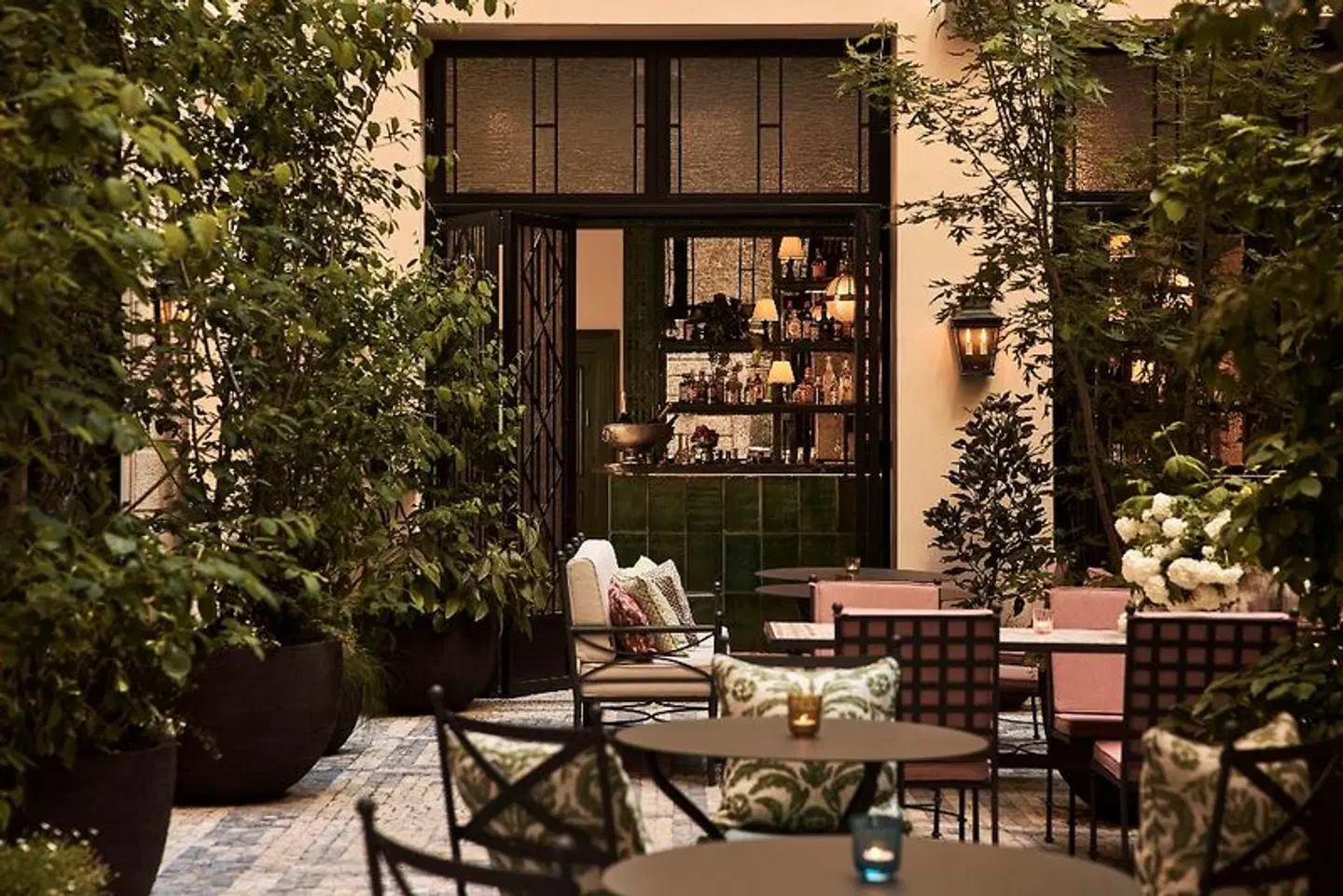 Sir Prague, Part Of Sircle Collection Terrasse