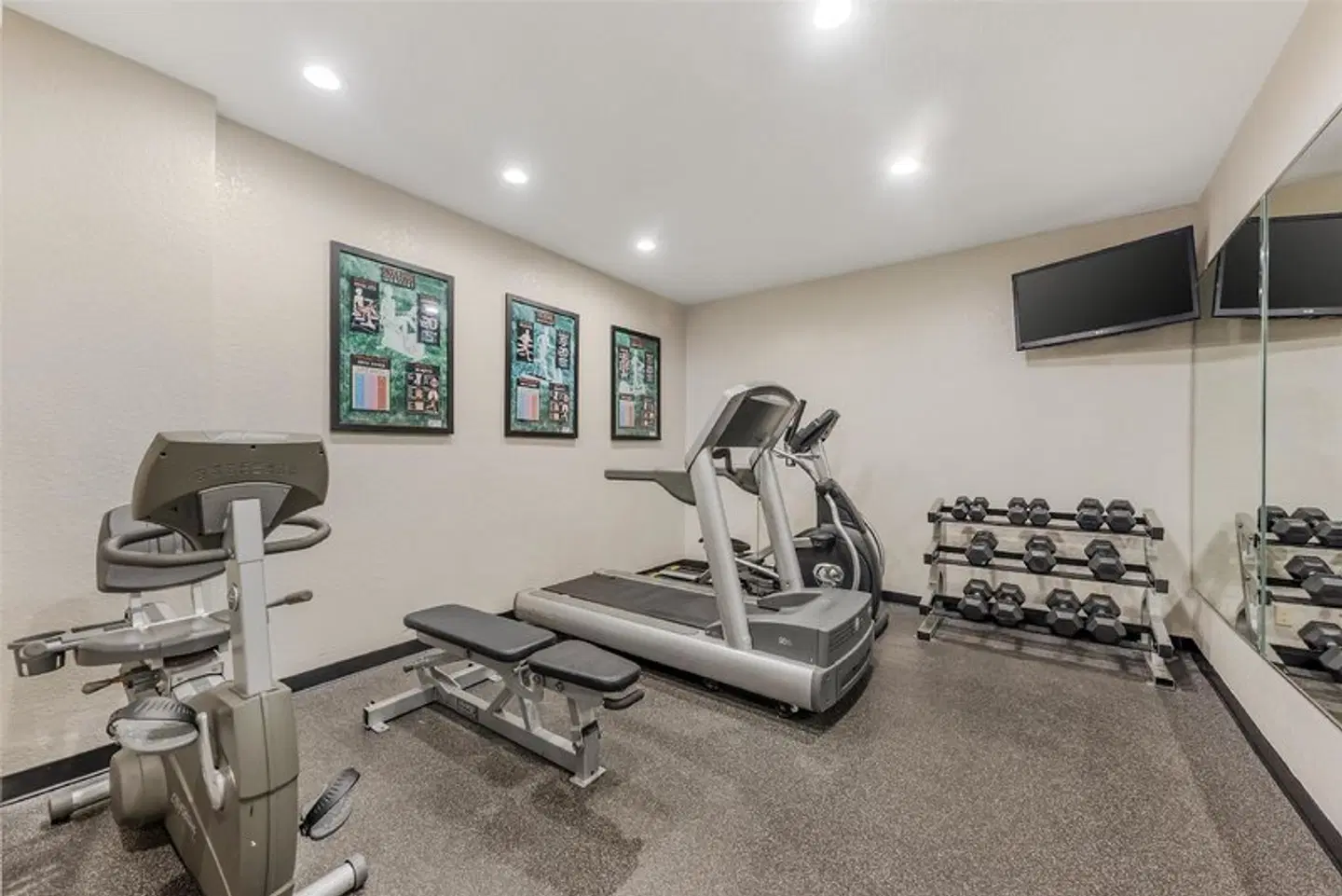 Best Western Alamo Suites SPORTS_AND_LEISURE