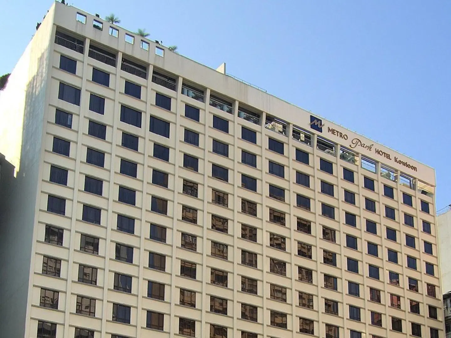 Metropark Hotel Kowloon EXTERIOR