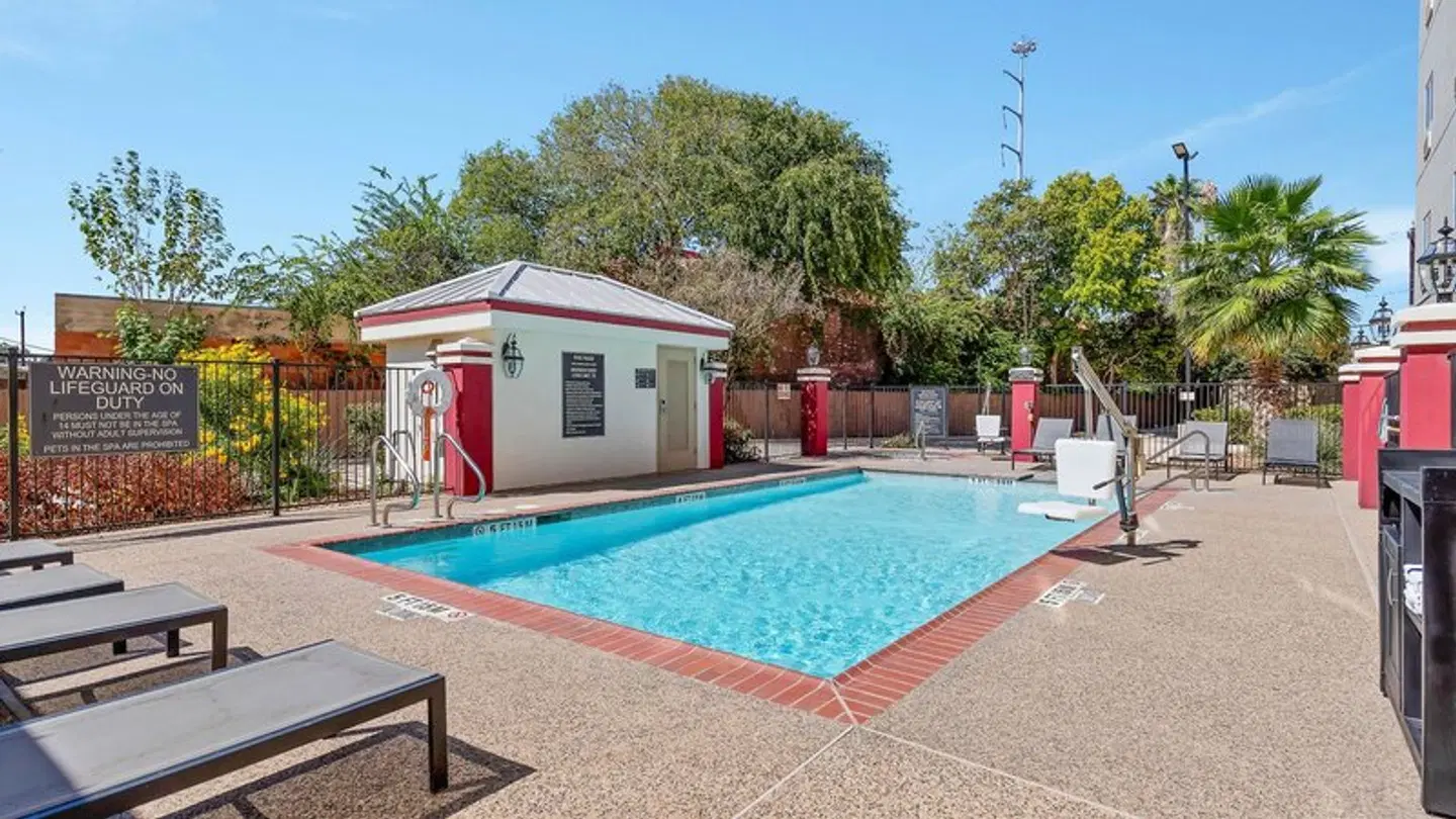Candlewood Suites San Antonio Downtown by IHG OUTDOOR_POOL
