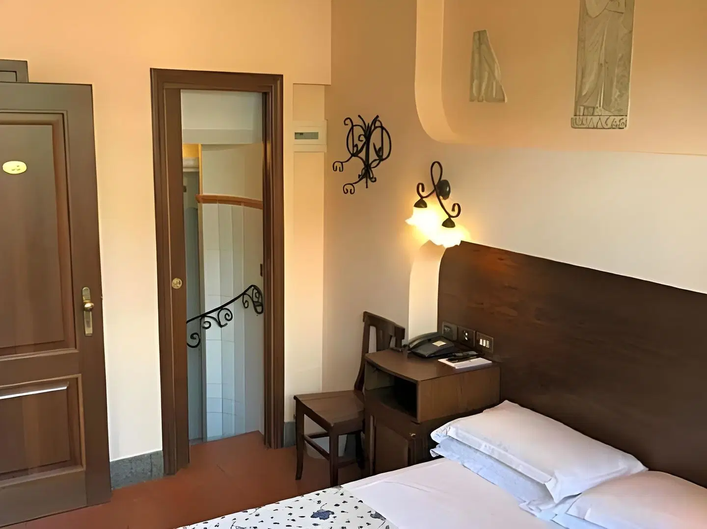 Okapi Rooms ROOM_EXAMPLE