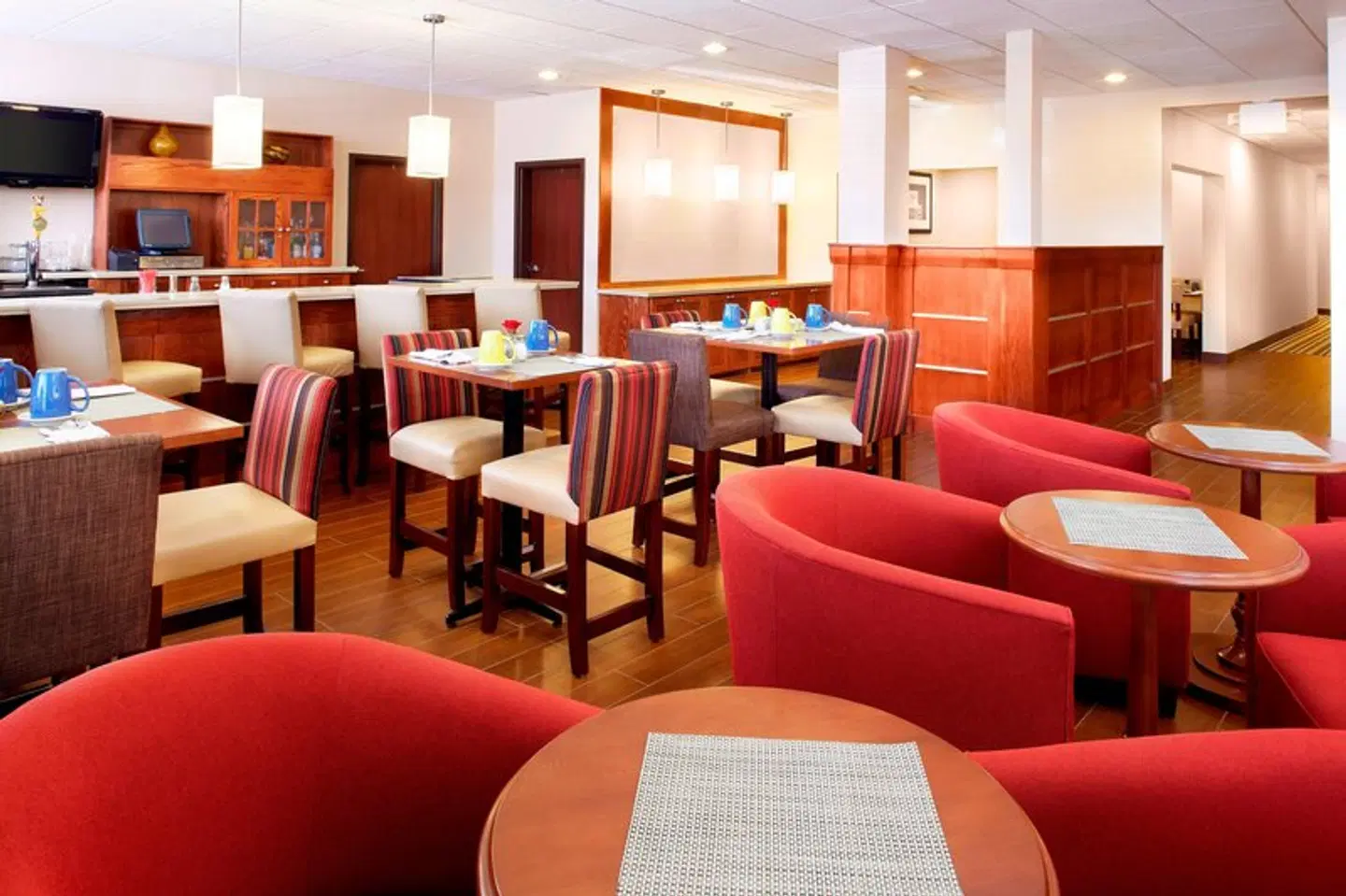 Four Points by Sheraton Houston Hobby Airport Bar