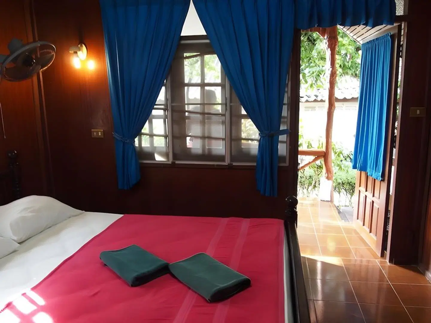 Palm Point Village ROOM_EXAMPLE
