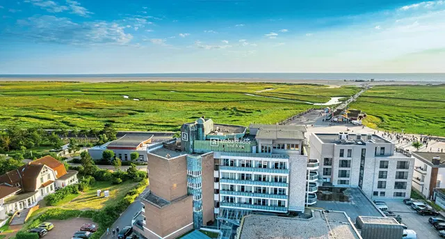ambassador hotel & spa EXTERIOR