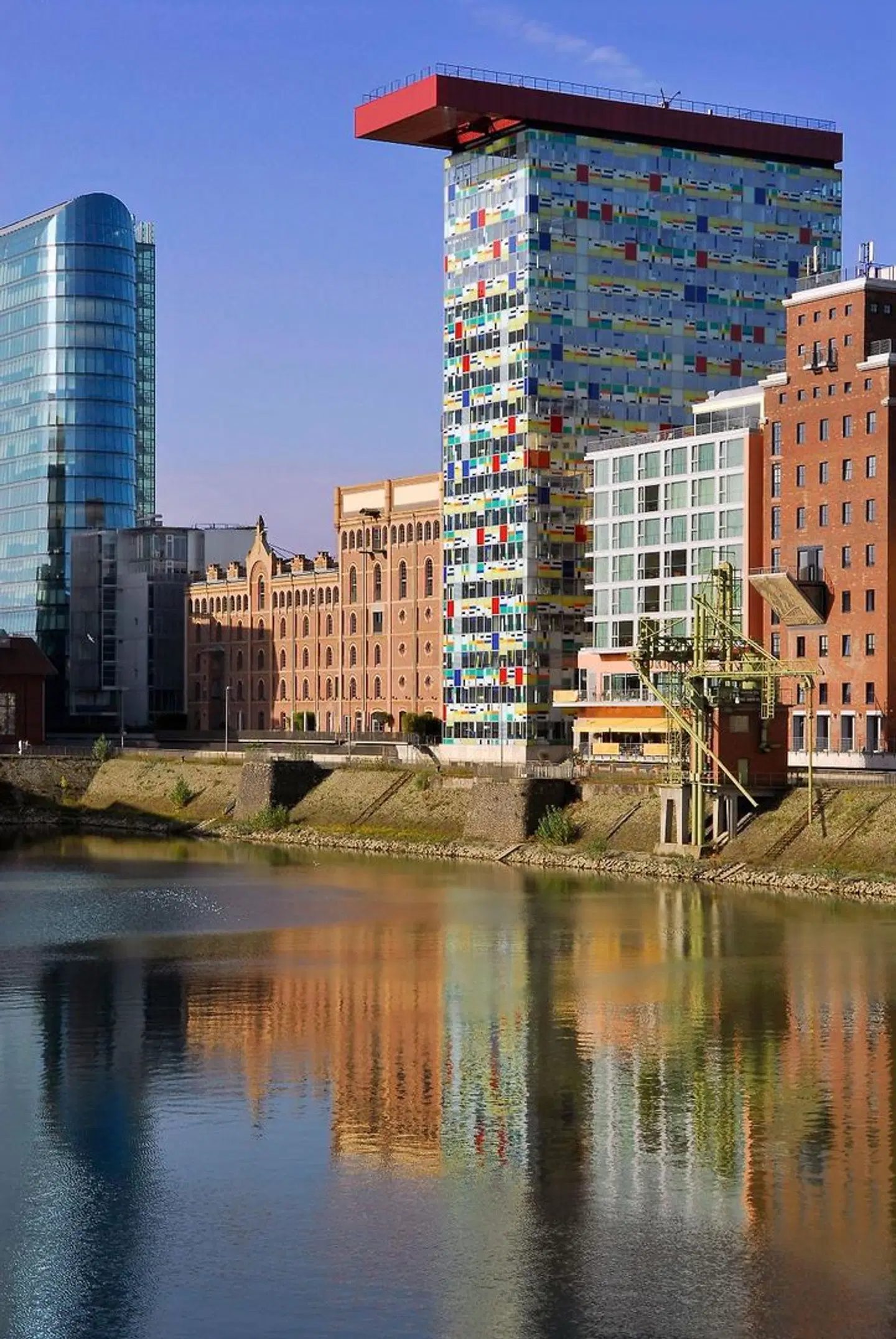 INNSIDE Düsseldorf Hafen EXTERIOR