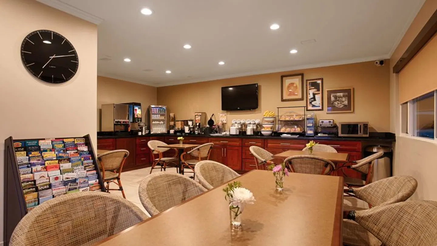 Best Western The Inn & Suites Pacific Grove Konferenz