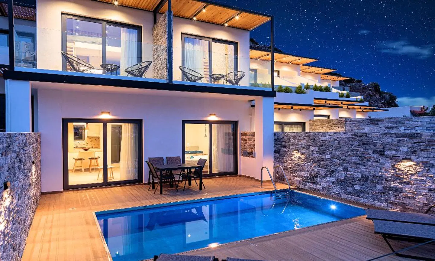 Aelia Suites OUTDOOR_POOL