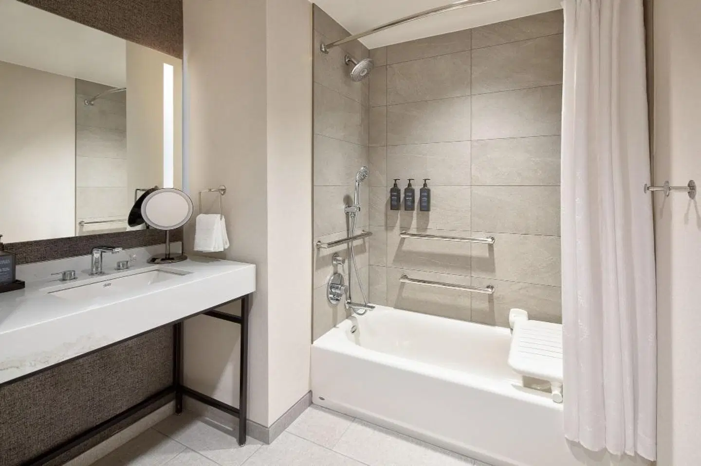 Sheraton Fort Worth Downtown Hotel Badezimmer