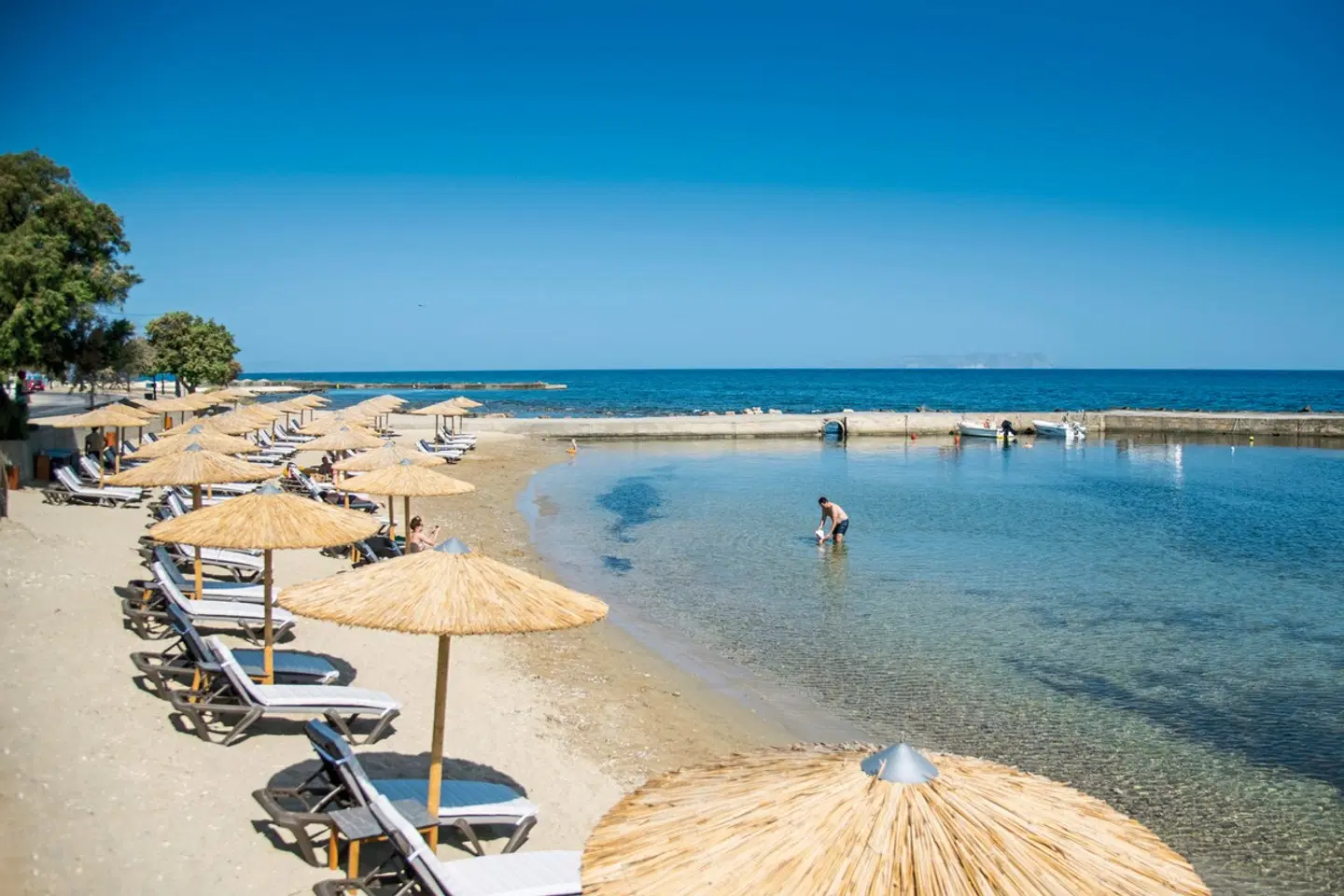 Senseana Sea Side Resort & Spa Strand