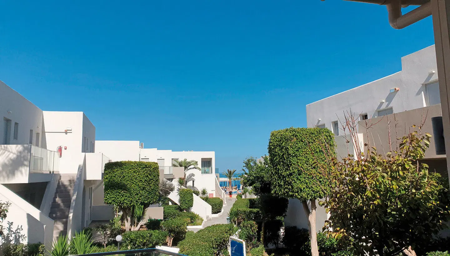 Adele Beach EXTERIOR