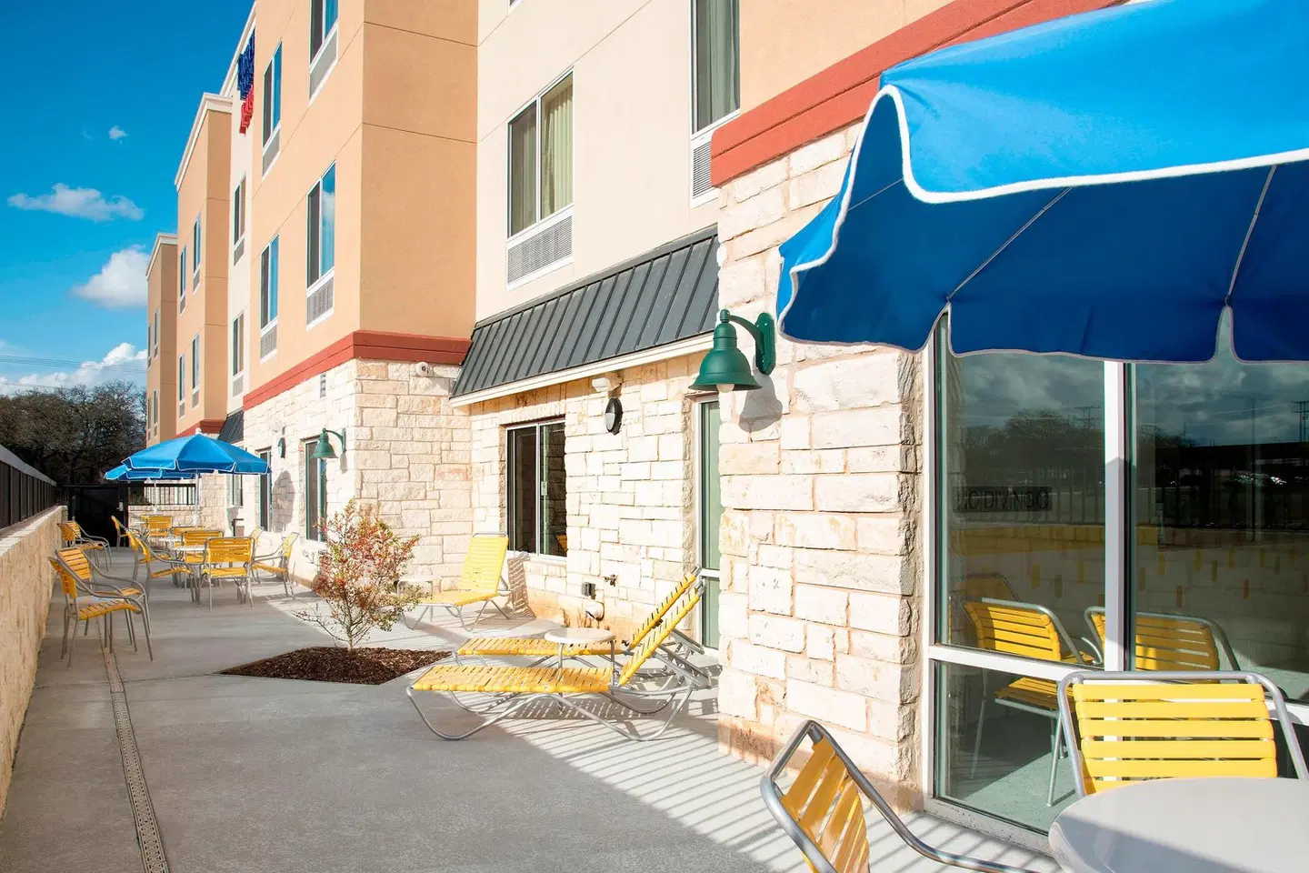 Fairfield by Marriott Inn & Suites Fredericksburg Terrasse